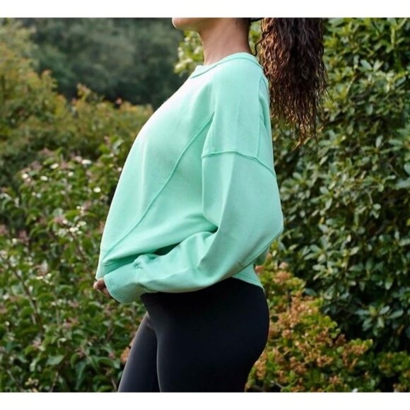 NWT Free People Movement Hatch Intercept Pullover Medium Salted Lime Sweatshirt - Picture 2 of 16